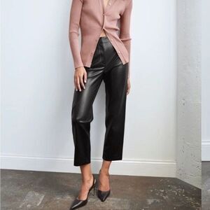 Gorgeous Artitzia BABATON Cropped Black Vegan Leather Trouser Pant SZ 6
